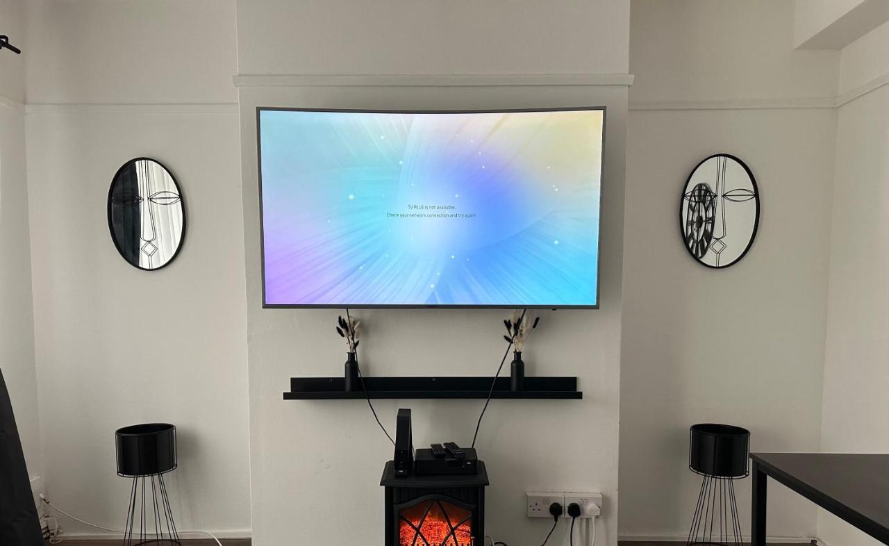 Lovely 2Bedroom 4Mins From Wimbledon Station Londýn Exteriér fotografie