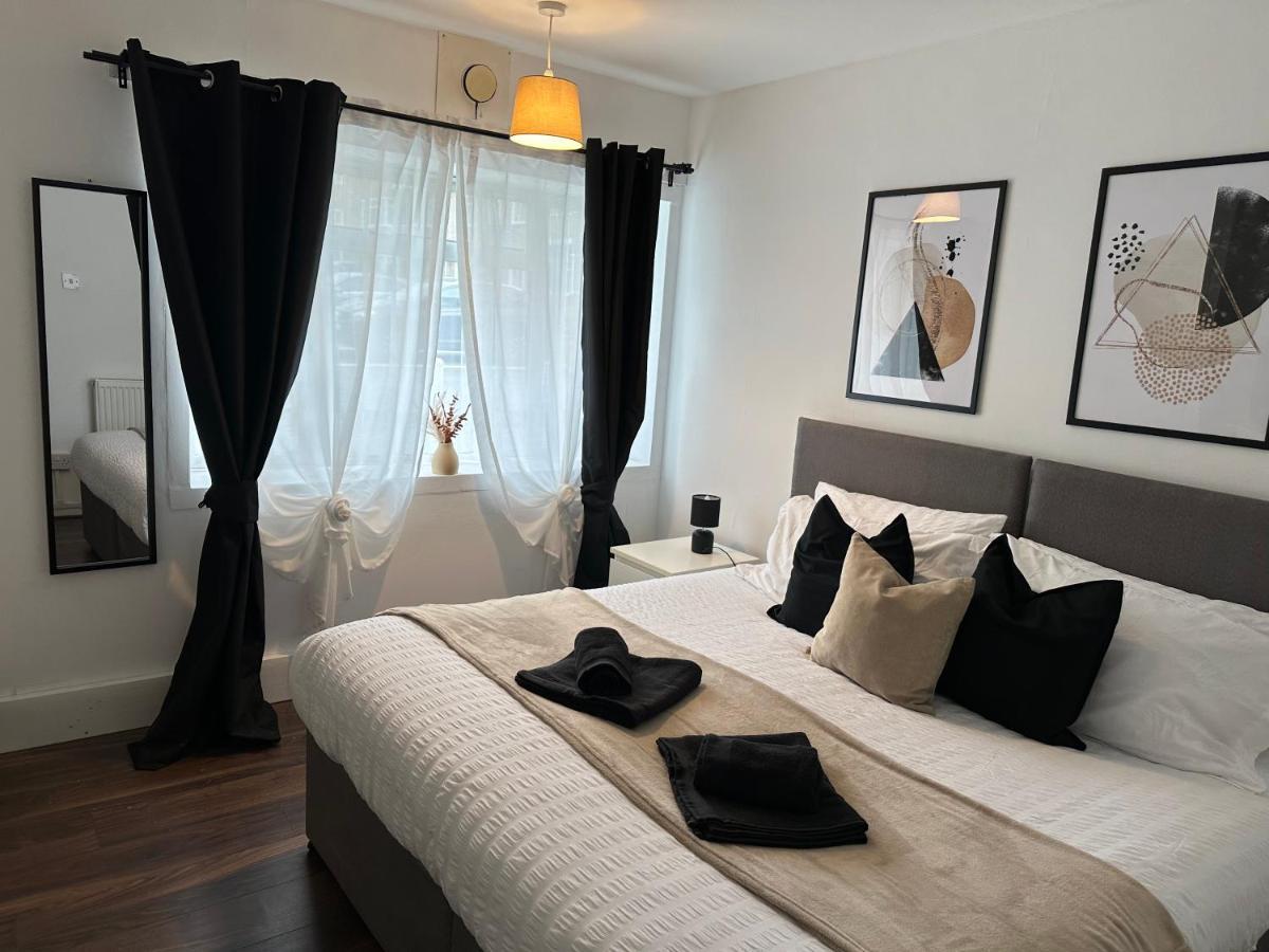 Lovely 2Bedroom 4Mins From Wimbledon Station Londýn Exteriér fotografie