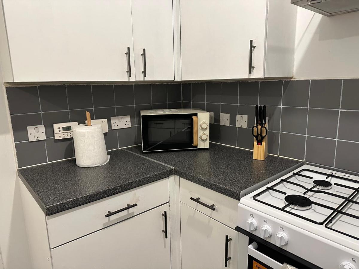 Lovely 2Bedroom 4Mins From Wimbledon Station Londýn Exteriér fotografie